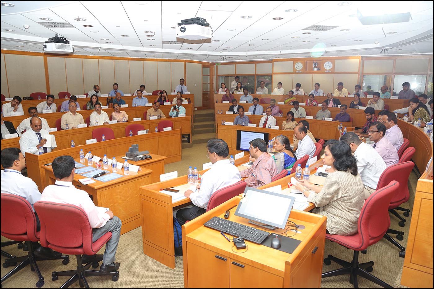 Photos from the Workshop on Reporting to Central Repository of Information on Large